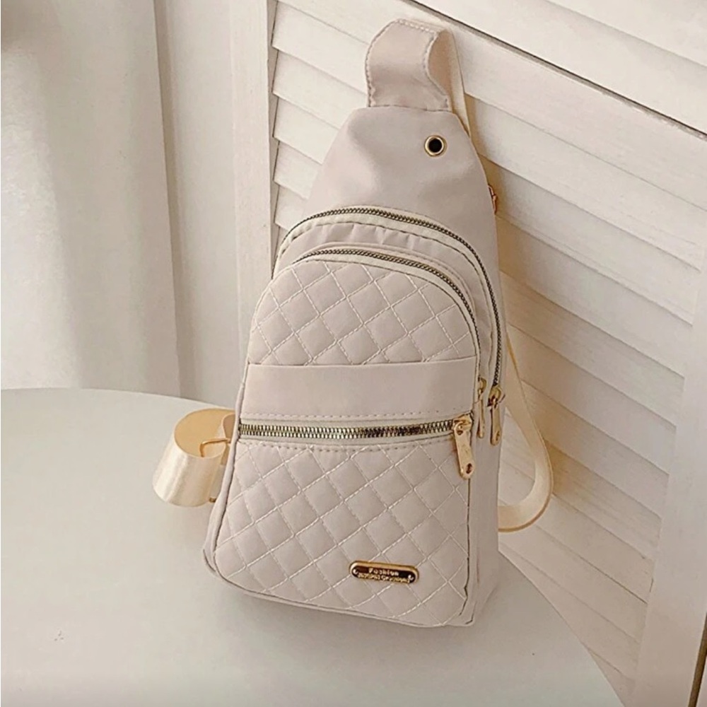 Elegant Cream Quilted Women's Bag